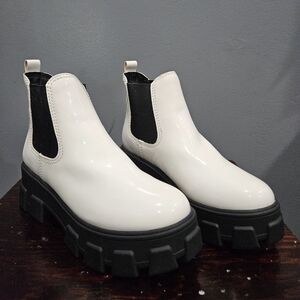 Sam Edelman Circus NY Darielle Chelsea Boot